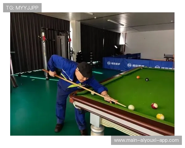 台球选手走位与击球练习:提升技术的关键之道 台球选手走位与击球练习:提升技术的关键之道