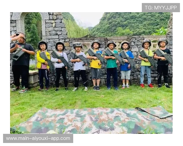 飞盘玩家在海边接到难度拉满的反风球