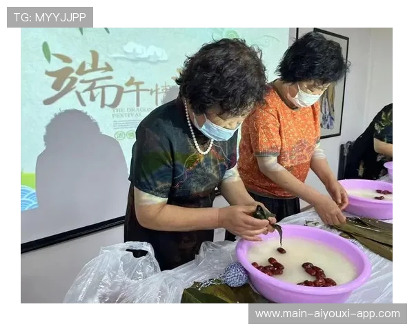 西贝温情一幕:给老人一碗汤,老人要回报一套房 西贝温情一幕:给老人一碗汤,老人要回报一套房